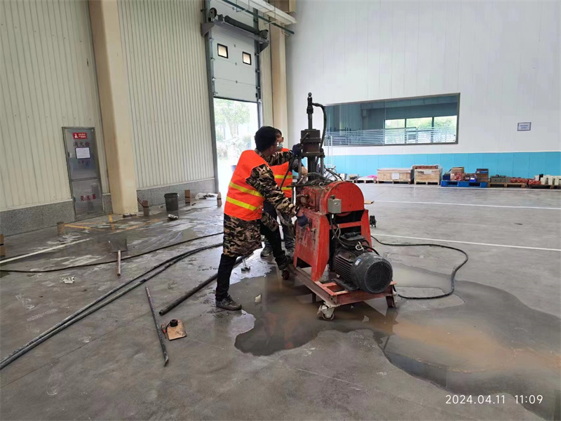 阳城厂房地面下沉塌陷注浆加固施工